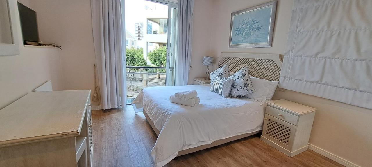 Apartment V&a Waterfront Marina Family 101 Altmore Cape Town