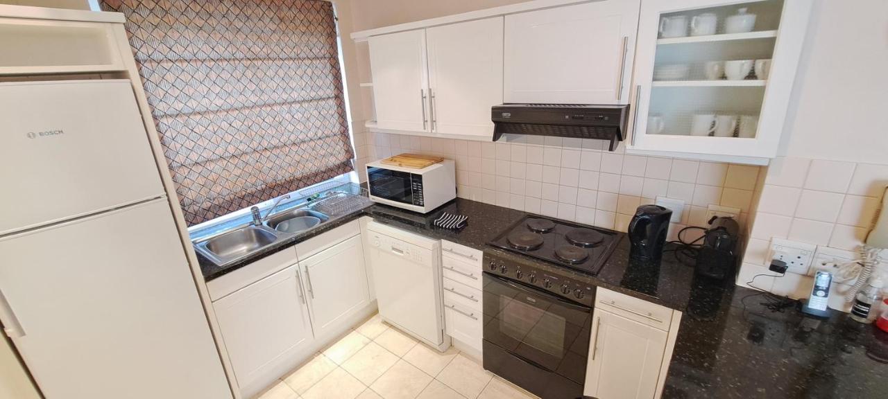 Apartment V&a Waterfront Marina Family 101 Altmore