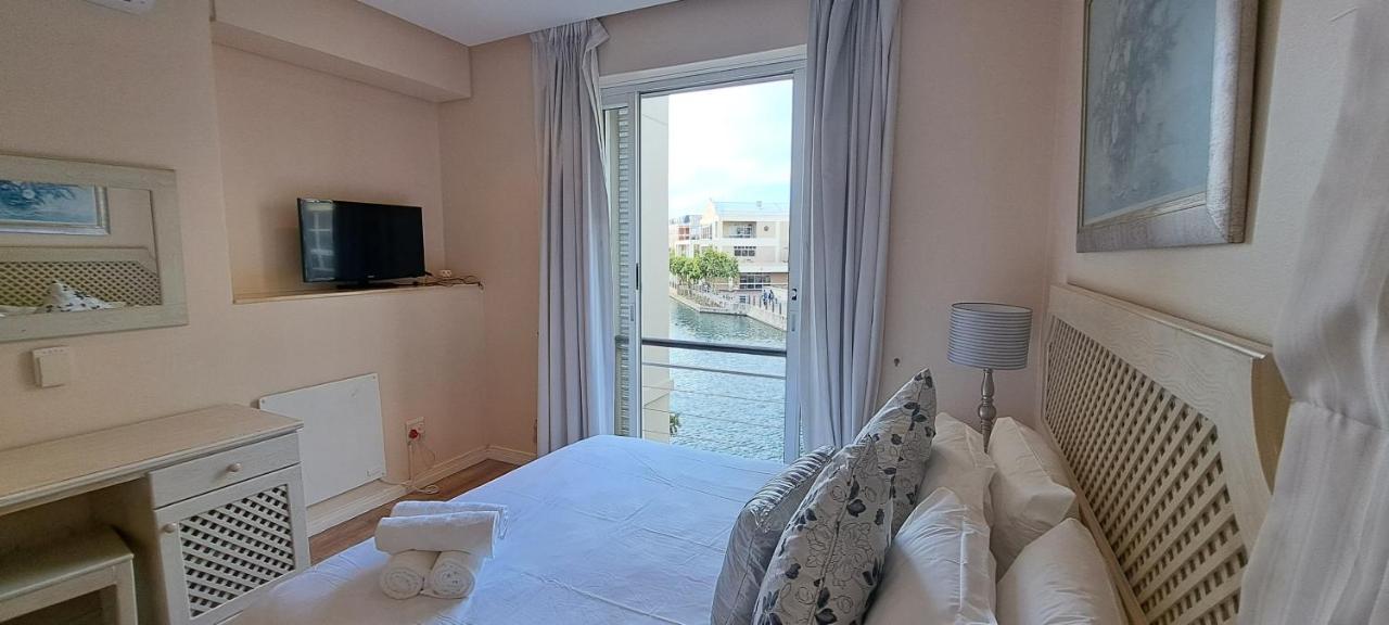 V&a Waterfront Marina Family 101 Altmore Apartment